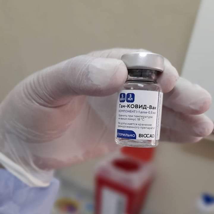 Pablo Amodei (Director del Hospital): 