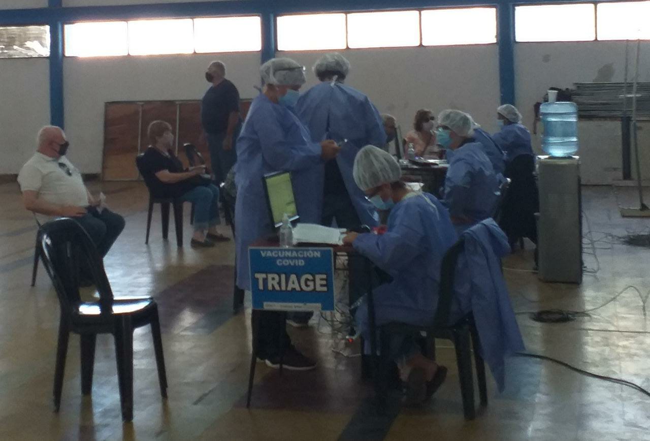 EN RÍO TERCERO HAY VACUNAS PARA TODOS LOS QUE TIENEN TURNO ASIGNADO