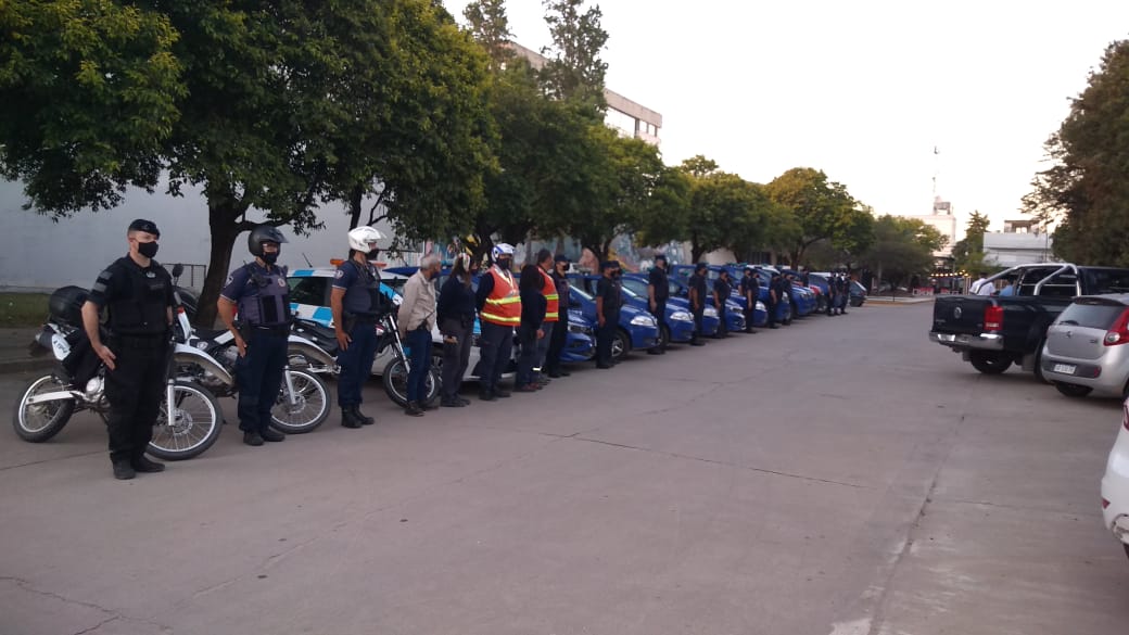 La Policía en conjunto con tránsito municipal realizaron operativo saturación en distintos lugares de la Ciudad 