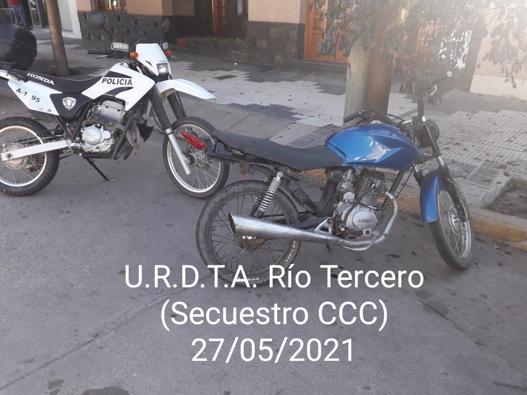 PARTE POLICIAL: REUNIÓN NO AUTORIZADA, ROBO, DETENCIÓN POR CIRCULAR FUERA DE HORARIO, OPERATIVO SATURACIÓN  