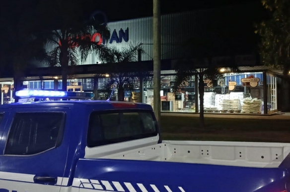 Parte policial: Masculino fue detenido por ingresar a un local comercial 