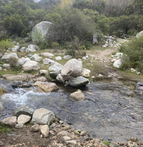 Encuentran un cuerpo sin vida en un arroyo del Cerro Champaqui