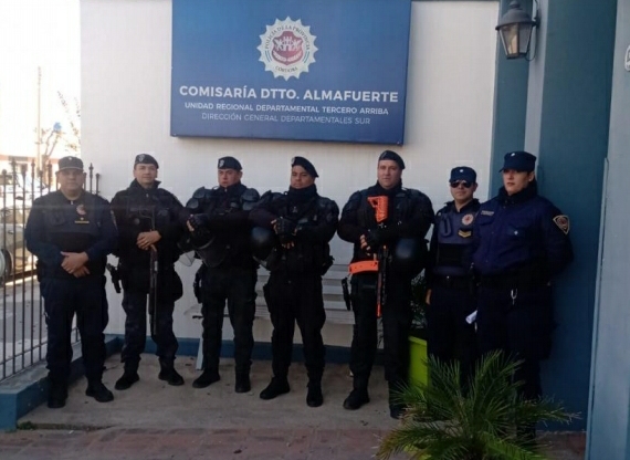 Parte policial: Allanamiento y detención en Almafuerte por hurto de automotor y motocicleta