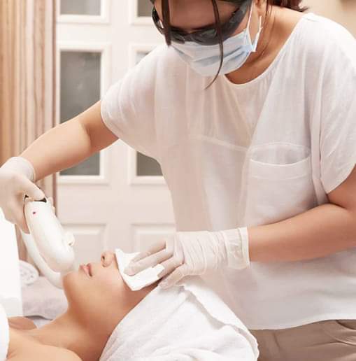 EL COE HABILITÓ EL TRABAJO EN LOS CENTROS DE ESTÉTICA