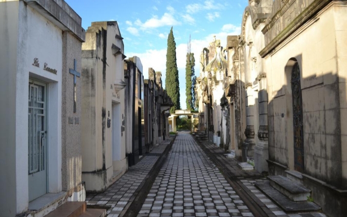 Habilitan las visitas al Cementerio Municipal
