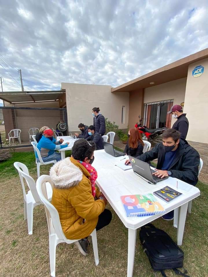 La Comisión de Montegrande inscribe a vecinos para la vacunación covid-19