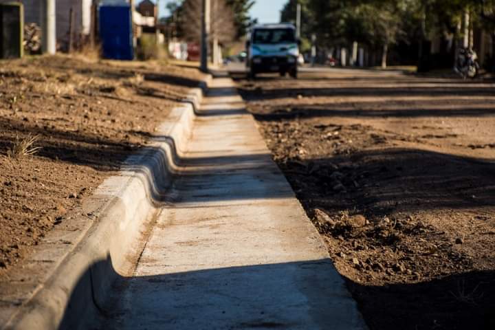 EN UN PLAZO DE 30 A 50 DÍAS COMENZARÍA  EL ADOQUINADO DE CASTAGNINO