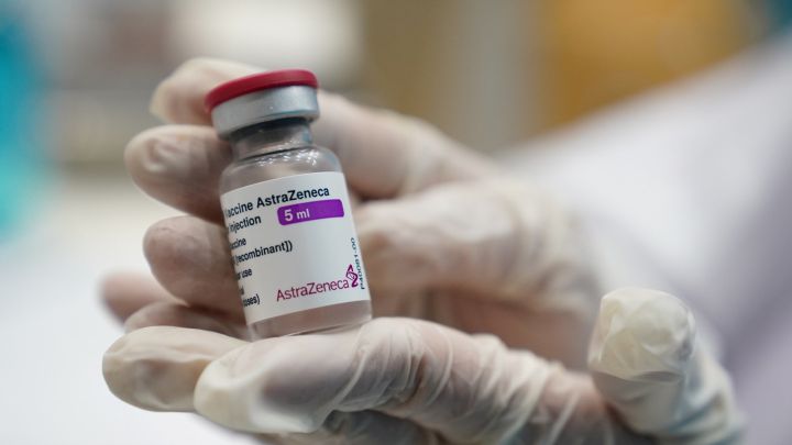 LLEGAN MÁS DE TRES MIL VACUNAS DE ASTRAZENECA