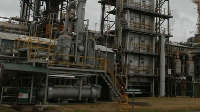 LIBERACIÓN DE VAPORES DE NÍTRICO POR PARADA EN FÁBRICA MILITAR