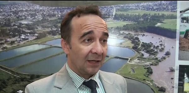 CARLOS PAJTMAN “SE EQUIVOCARON DE RODILLA”