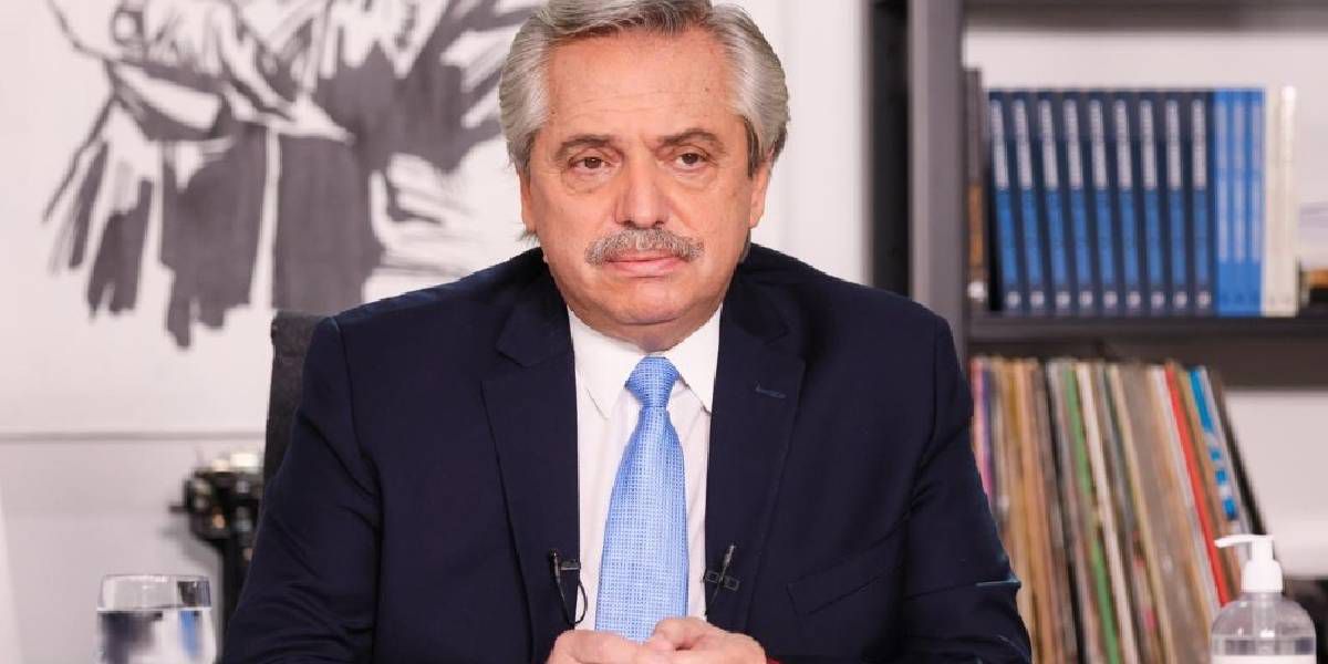 El Presidente decidió presentarse ante la Justicia por derecho propio y donará al Instituto Malbrán la mitad de su sueldo durante 4 meses