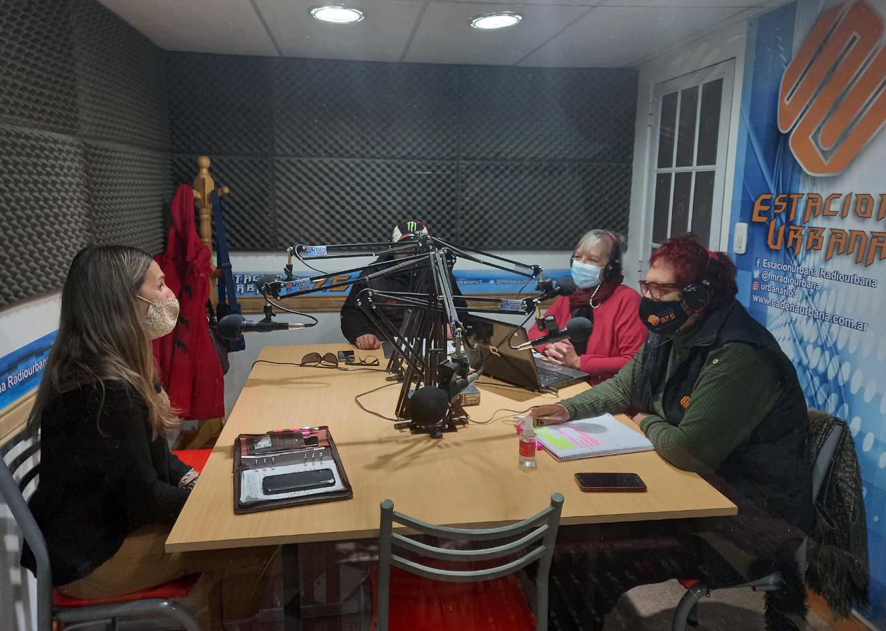 LORENA GIRAUDO EN EL DIA DE LA RADIO