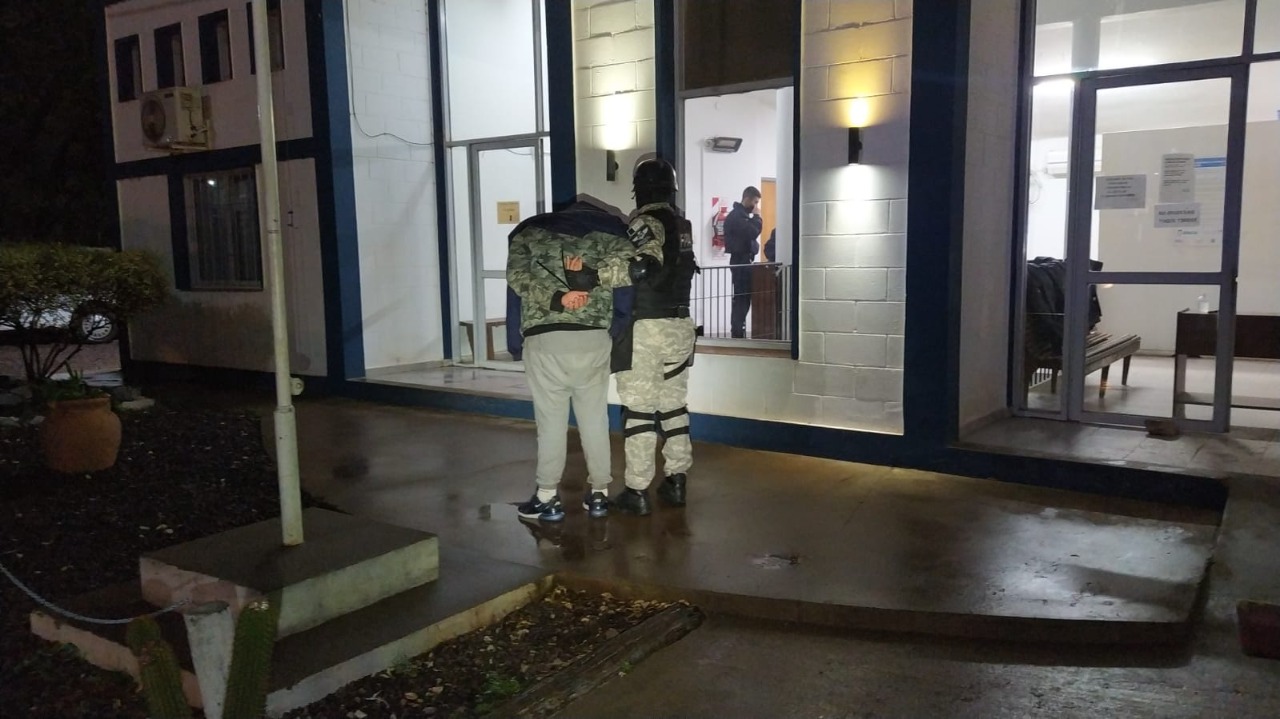 EMBALSE: FPA INCAUTÓ COCAÍNA, MARIHUANA Y LSD A METROS DE UN ESTABLECIMIENTO EDUCATIVO