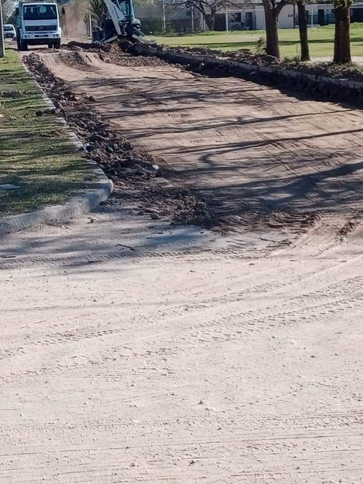 COMENZÓ LA OBRA DE PAVIMENTACIÓN EN BARRIO CASTAGNINO 