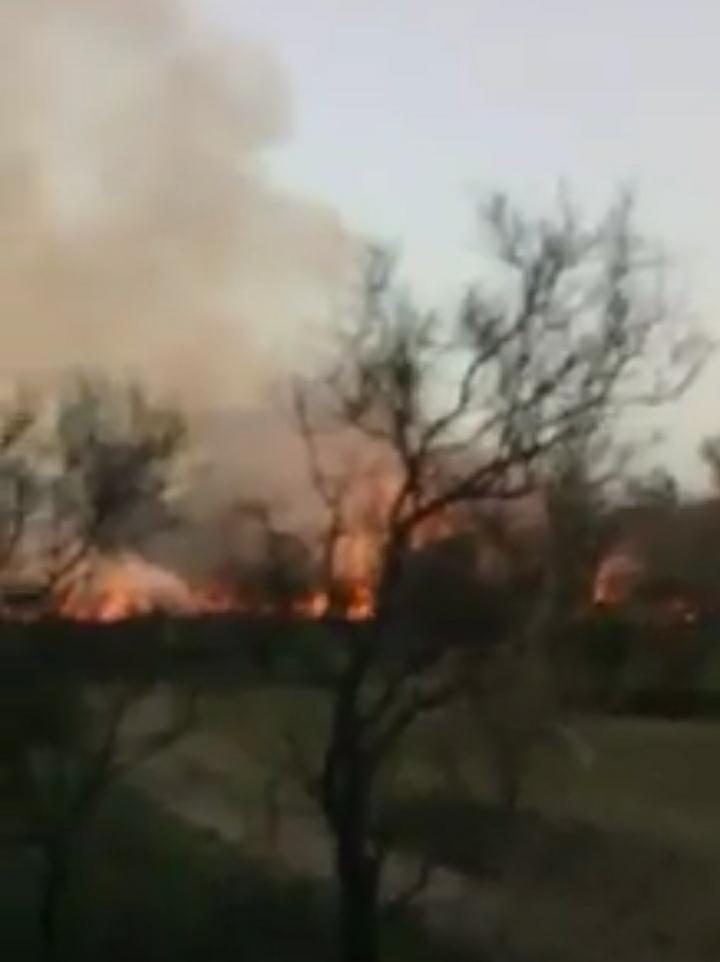 Abel Domínguez (Jefe de Bomberos):“Hay un principio de incendio en unos de los predio fabriles estaría controlado en estos momentos no indicaría mayores riesgos