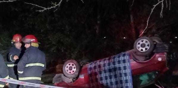 HERNANDO: VOLCÓ UN VEHÍCULO A METROS DEL INGRESO A LA CIUDAD Y FALLECIÓ SU CONDUCTOR