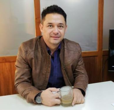 Diego Paulus (Secretario de Relaciones Vecinales) 