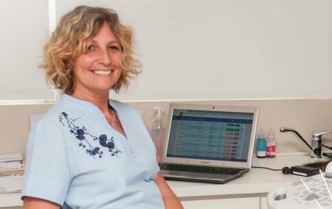 Andrea Liptzis : Médicos Autoconvocados realizaron una asamblea frente al Hospital 