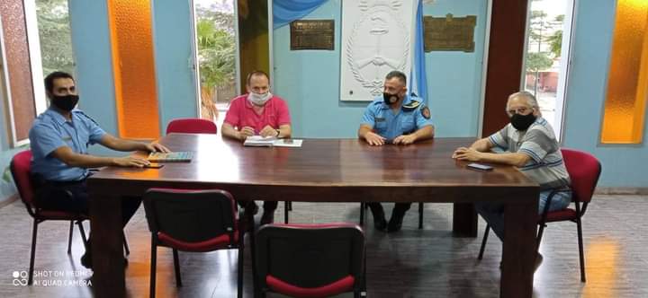 Claudio Arguello (Comisario de Almafuerte): Se va restringir la utilización de todas las playas del lago Piedras Moras