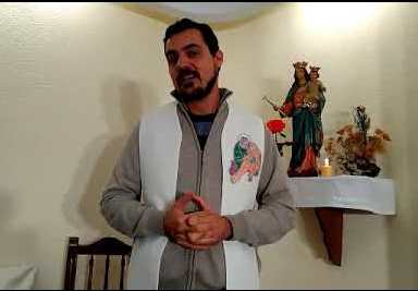 El Padre Andrés Peirone en el Día de la Viegen dio la bendición para todos los vecinos de Rio Tercero.