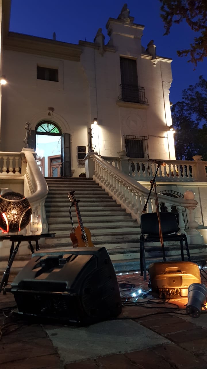 Zoila : Casa habitada