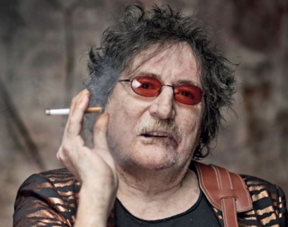 Charly Garc&iacute;a sufri&oacute; un traumatismo en la cadera 