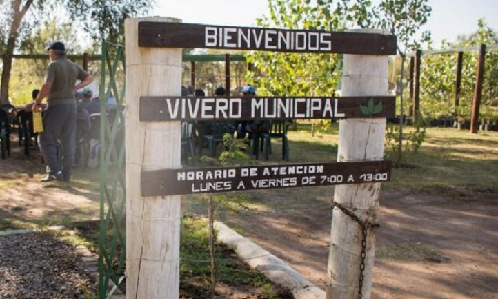 EL VIVERO MUNICIPAL RECIBE MATERIALES PARA ELABORAR LA COMPOSTERA DEL VIVERO MUNICIPAL
