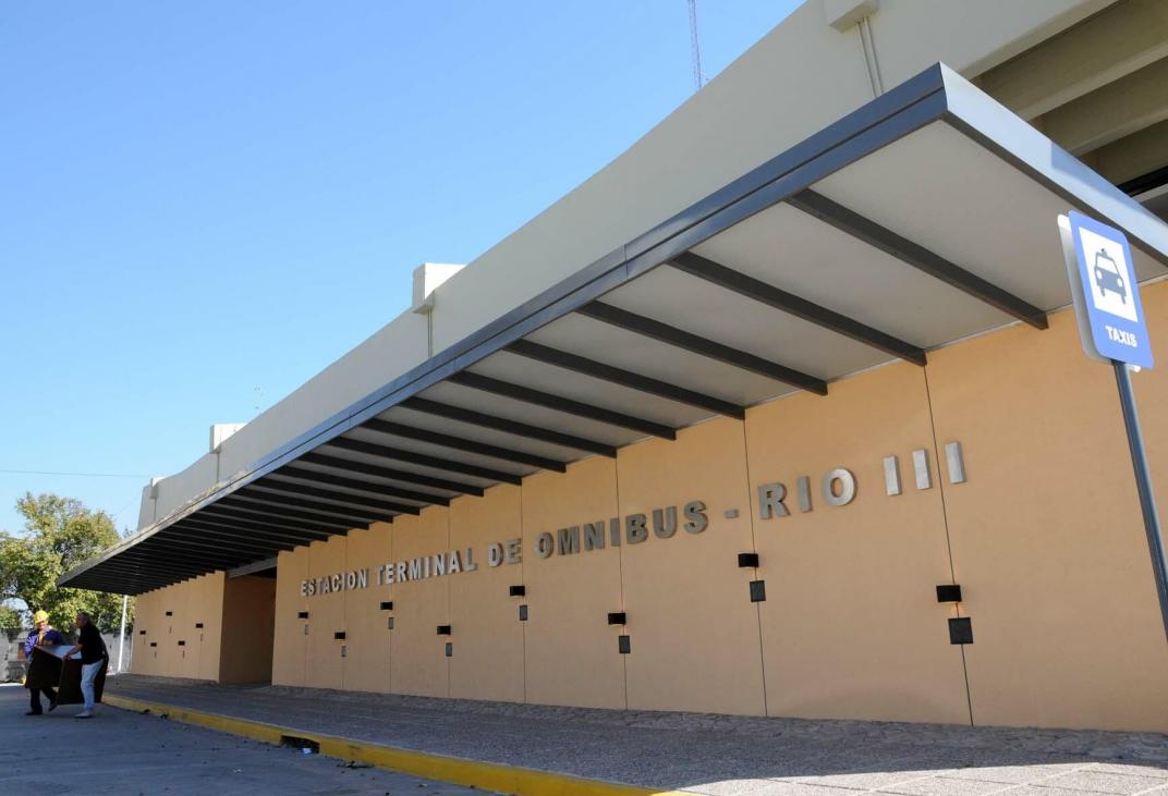 REALIZAN OBRAS DE MEJORAS EN LA TERMINAL DE ÓMNIBUS