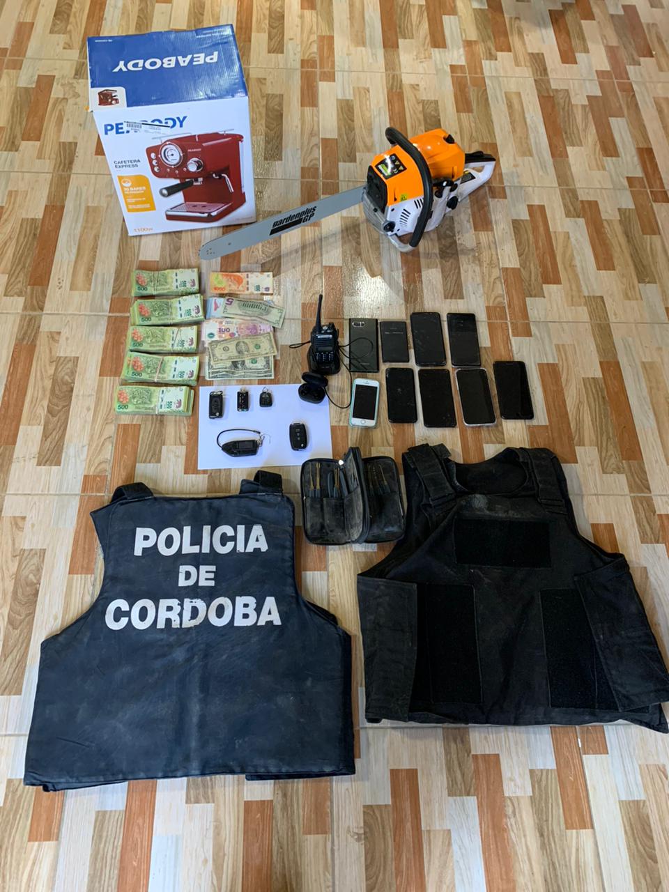 PARTE POLICIAL: DOS DETENIDOS EN CÓRDOBA EN ALLANAMIENTO POR UN ROBO EN NUESTRA CIUDAD 