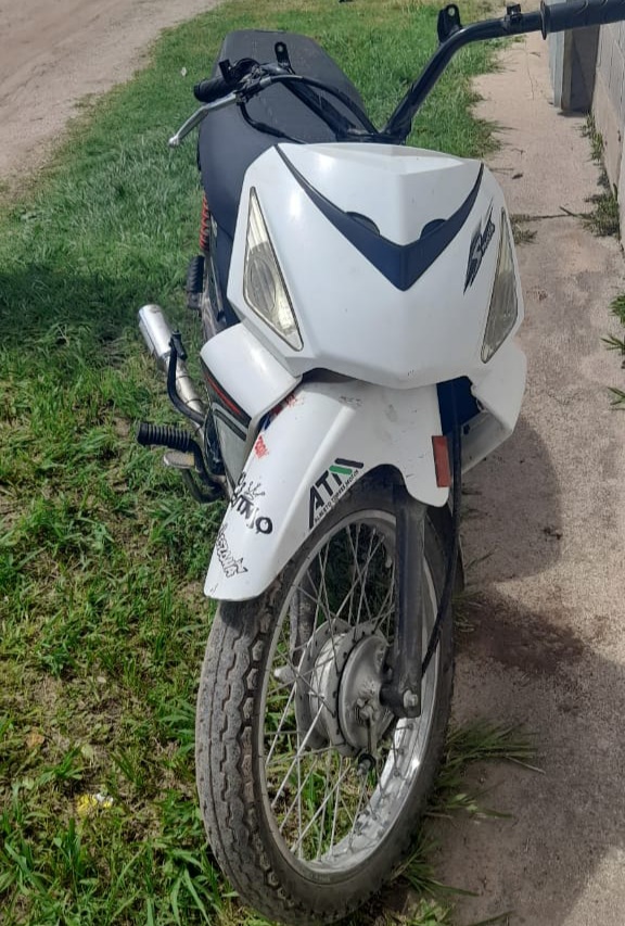 PARTE POLICIAL: SECUESTRO DE MOTOCICLETA CON PEDIDO VIGENTE POR ROBO