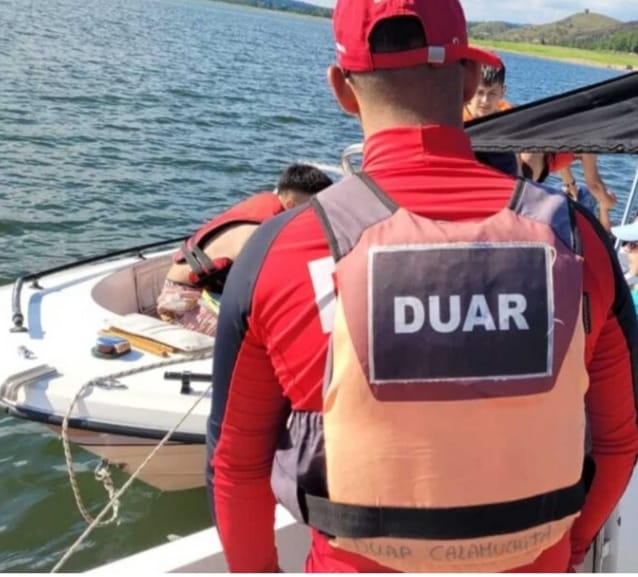 PARTE POLICIAL:  MASCULINO DE NUESTRA CIUDAD FUE DETENIDO POR PERSONAL DEL DUAR EN EL LAGO PIEDRAS MORAS POR GENERAR ESCÁNDALO 