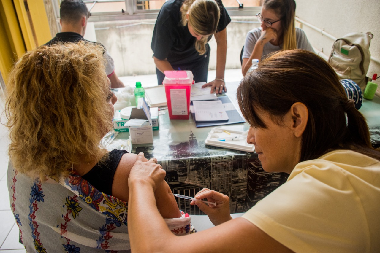 La Secretar&iacute;a de Salud realiz&oacute; controles al calendario de vacunaci&oacute;n a los empleados municipales 