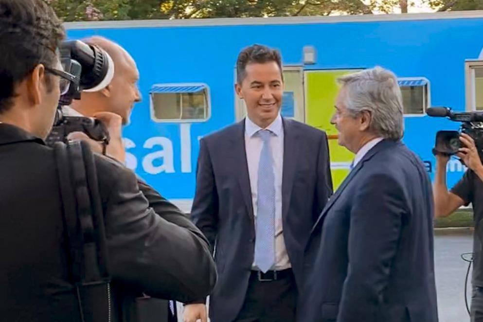 Manuel Calvo particip&oacute; del relanzamiento del programa Remediar en Olivos
