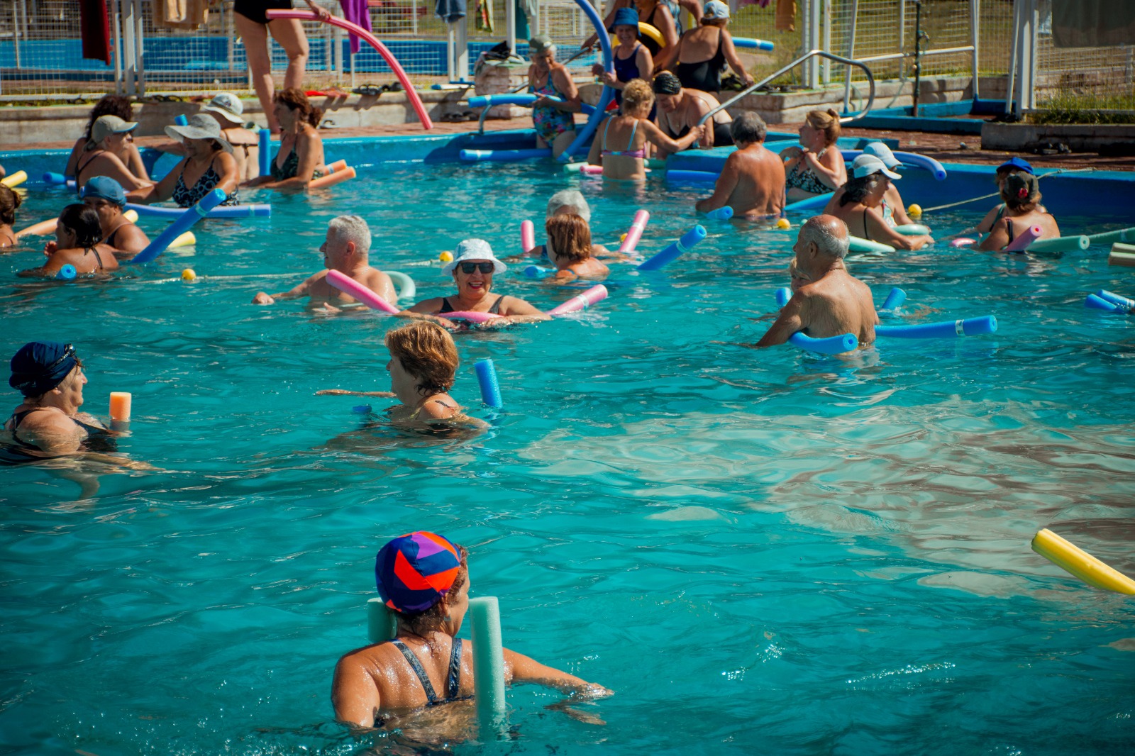 LA COLONIA DE VERANO PARA ADULTOS SE EXTENDERÁ HASTA FIN DE MES
