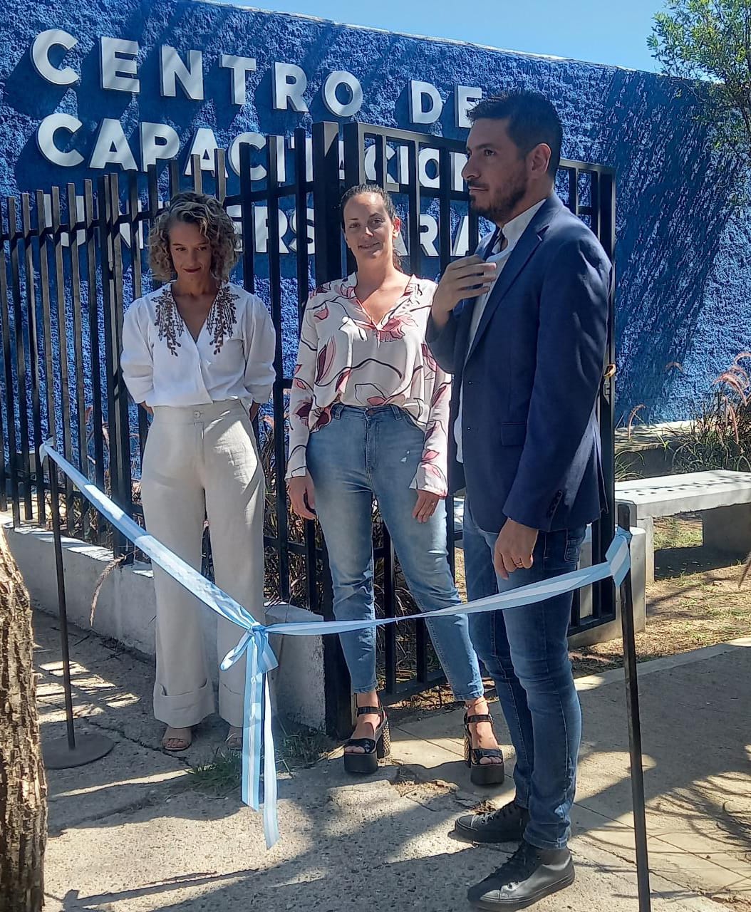 FERRER DESTACÓ QUE EL CENTRO DE CAPACITACIÓN UNIVERSITARIO ES UN PASO MÁS HACIA LA UNIVERSIDAD PÚBLICA