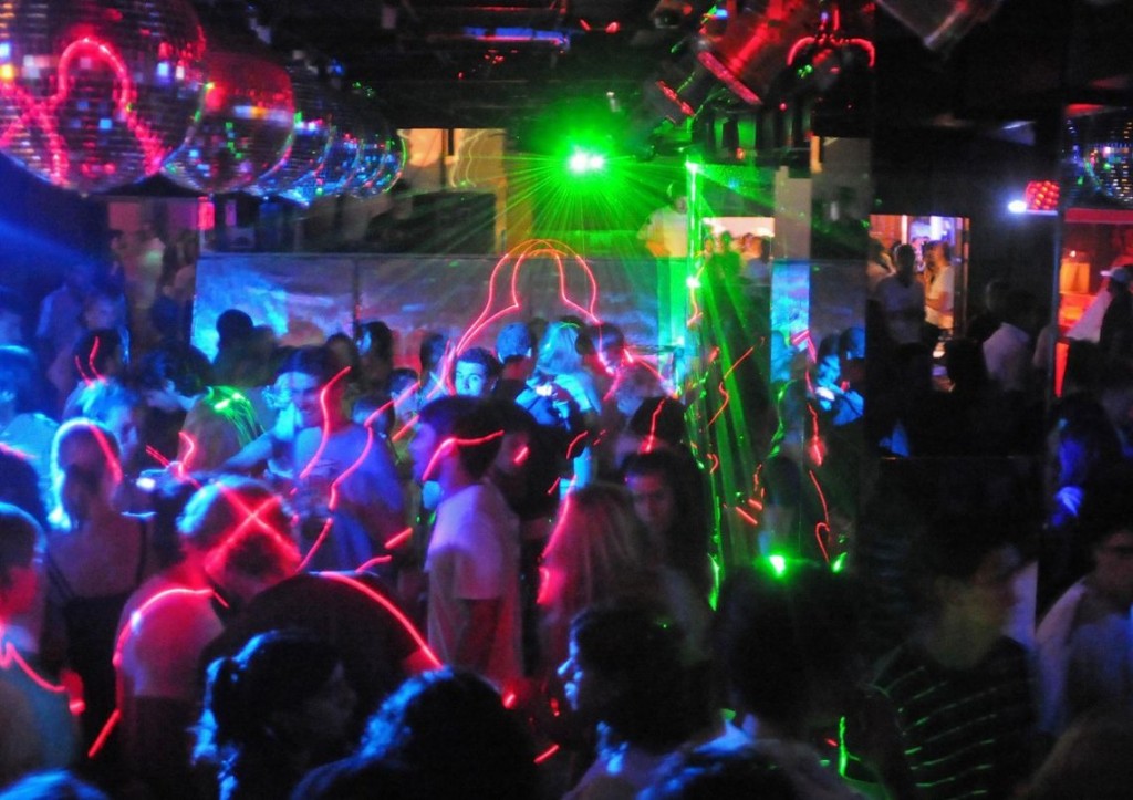 Disturbios en la v&iacute;a p&uacute;blica al finalizar una fiesta de sexto a&ntilde;o