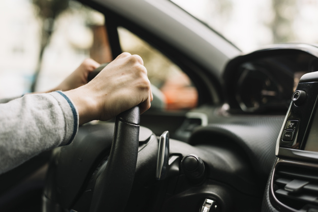 LA MUNICIPALIDAD DECRET&Oacute; QUE UNA SOLA PERSONA POR VEHICULO PODR&Aacute; CIRCULAR.