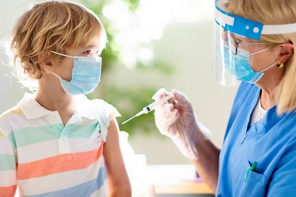 LA VACUNA PFIZER SERÁ PARA NIÑOS DE 5 A 11 AÑOS QUE NO HAYAN RECIBIDO NINGUNA DOSIS
