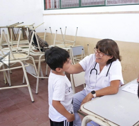 *La Municipalidad realizará las fichas médicas de los estudiantes en las escuelas.*