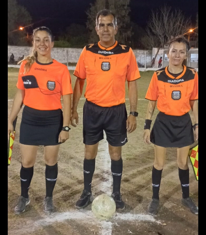 BRENDA GÓMEZ Y EL SUEÑO DE LLEGAR A ARBITRAR EN UN CLÁSICO DEL FÚTBOL