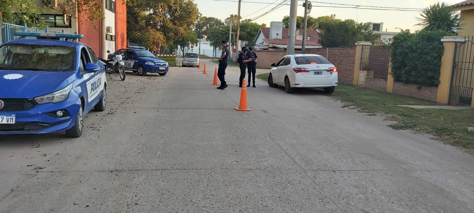 LA POLICÍA REALIZÓ OPERATIVO SATURACIÓN EN BARRIO EL LIBERTADOR 
