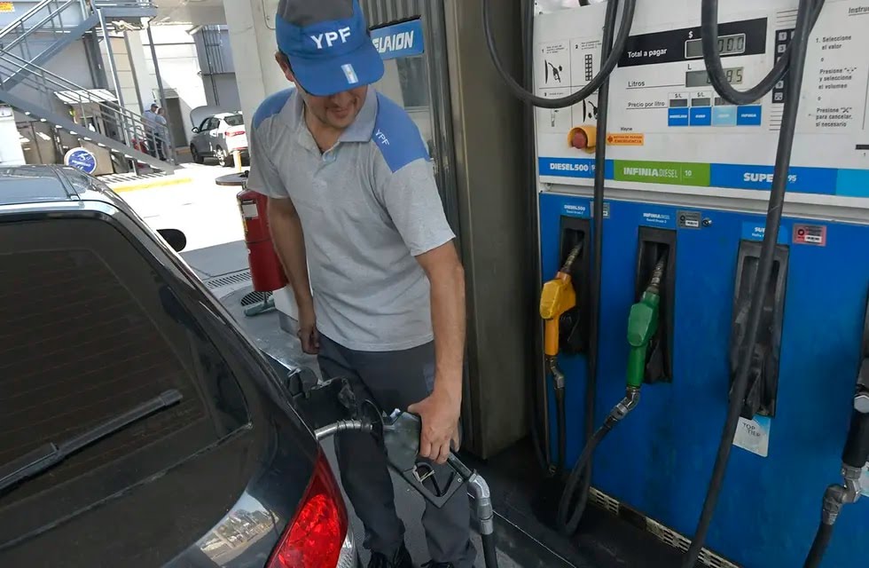  YPF aumentó el precio de sus combustibles 3,8% en promedio desde la medianoche