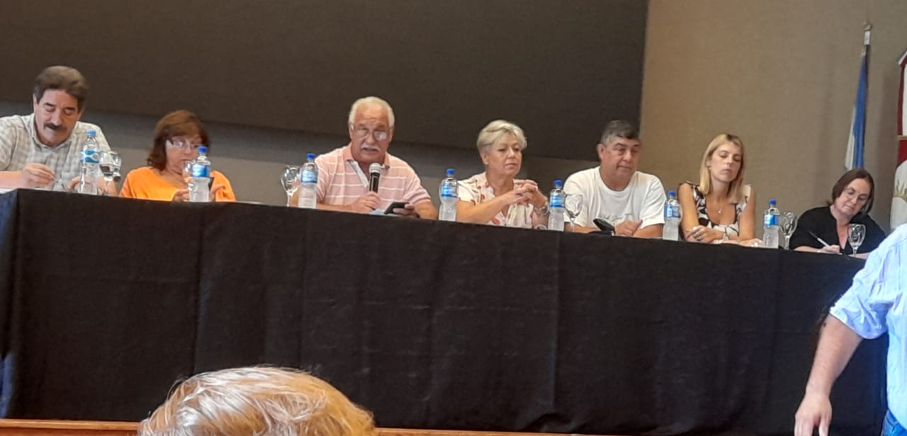 DOCENTES RECHAZARÍAN LA PROPUESTA DEL GOBIERNO Y HABRÍA PARO DE 48 HORAS