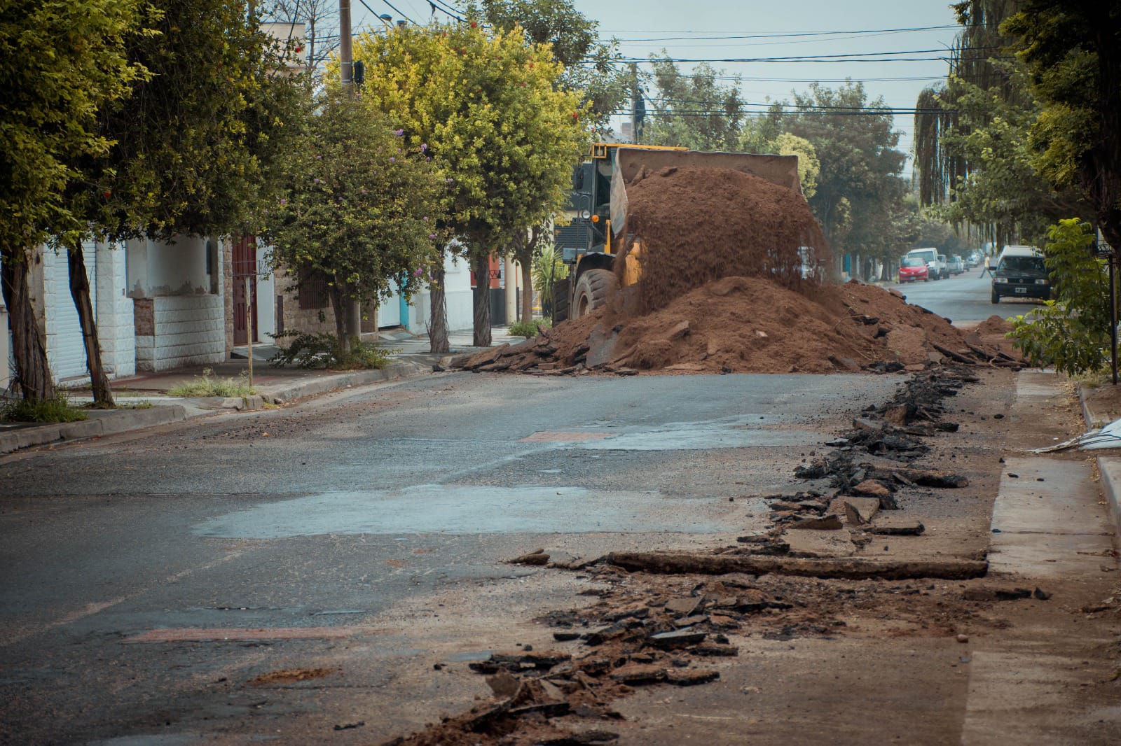 LA MUNICIPALIDAD COMENZÓ CON LA REPAVIMENTACIÓN DE CALLE LEANDRO ALEM