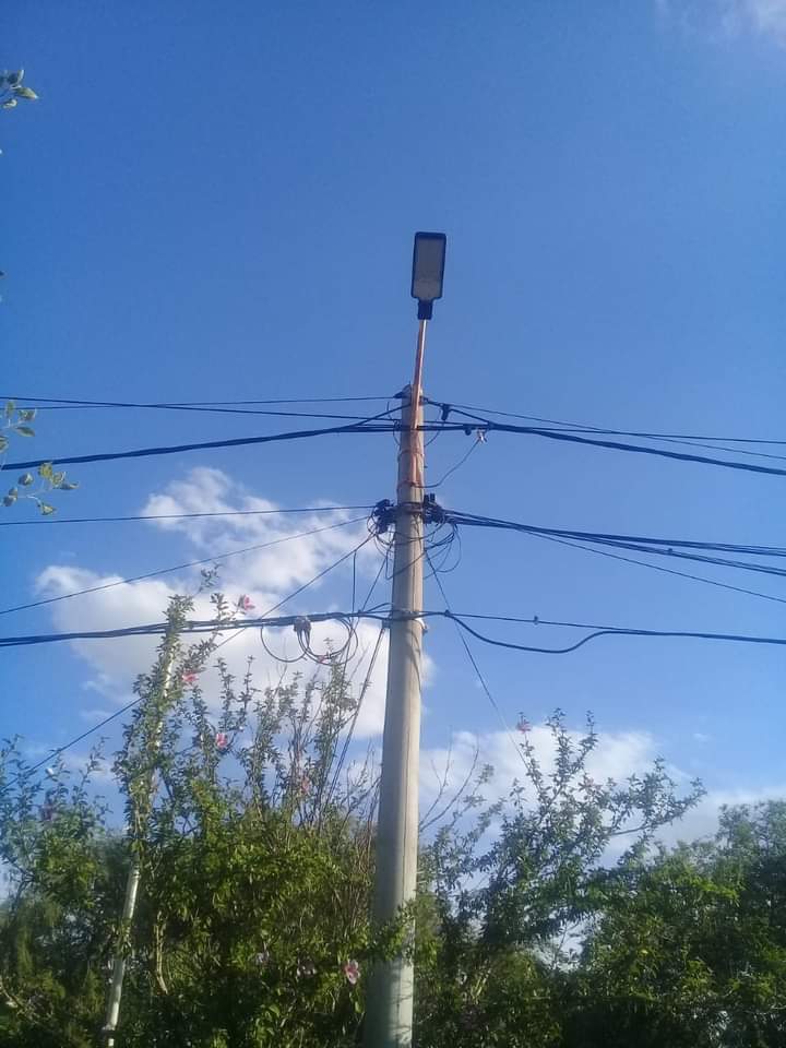 CANUTO ASEGURÓ QUE COLOCARÁN LUCES LED EN LA CALLE CERVERA