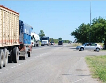 Fin de semana largo: restricción de circulación a camiones