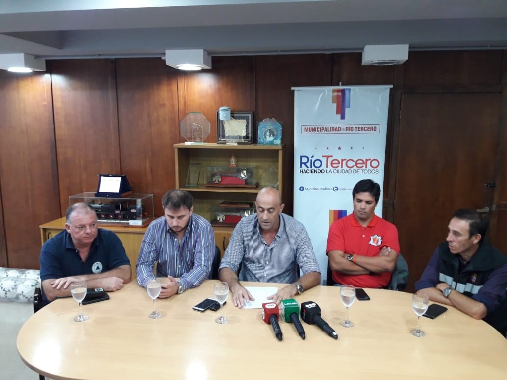 Alberto Martino "Ninguna vivienda tuvo problemas graves de ingreso de agua"