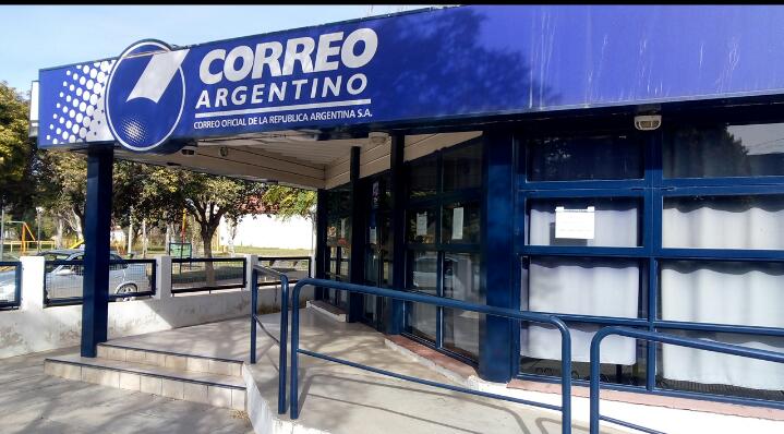 Jos&eacute; Depaul "Estamos atendiendo cerca de 150 personas por d&iacute;a en el correo"