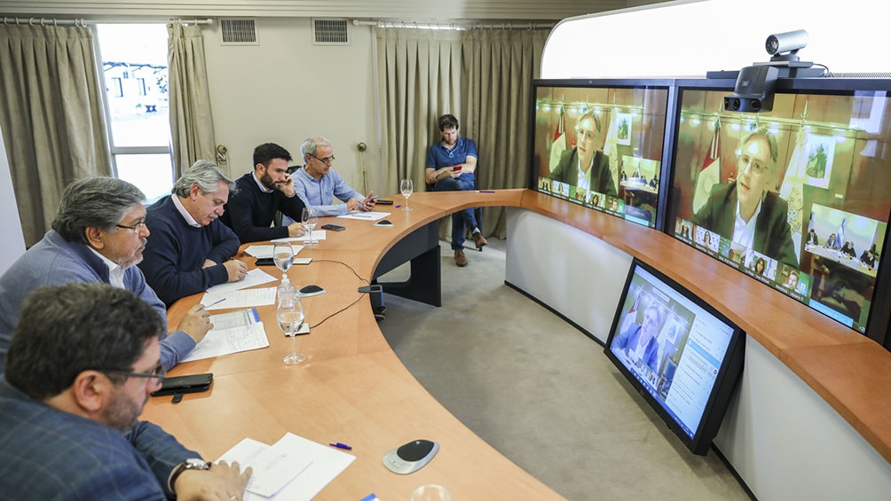 El Presidente dialog&oacute; por videoconferencia con intendentes de todo el pa&iacute;s entre ellos nuestro Intendente Marcos Ferrer 