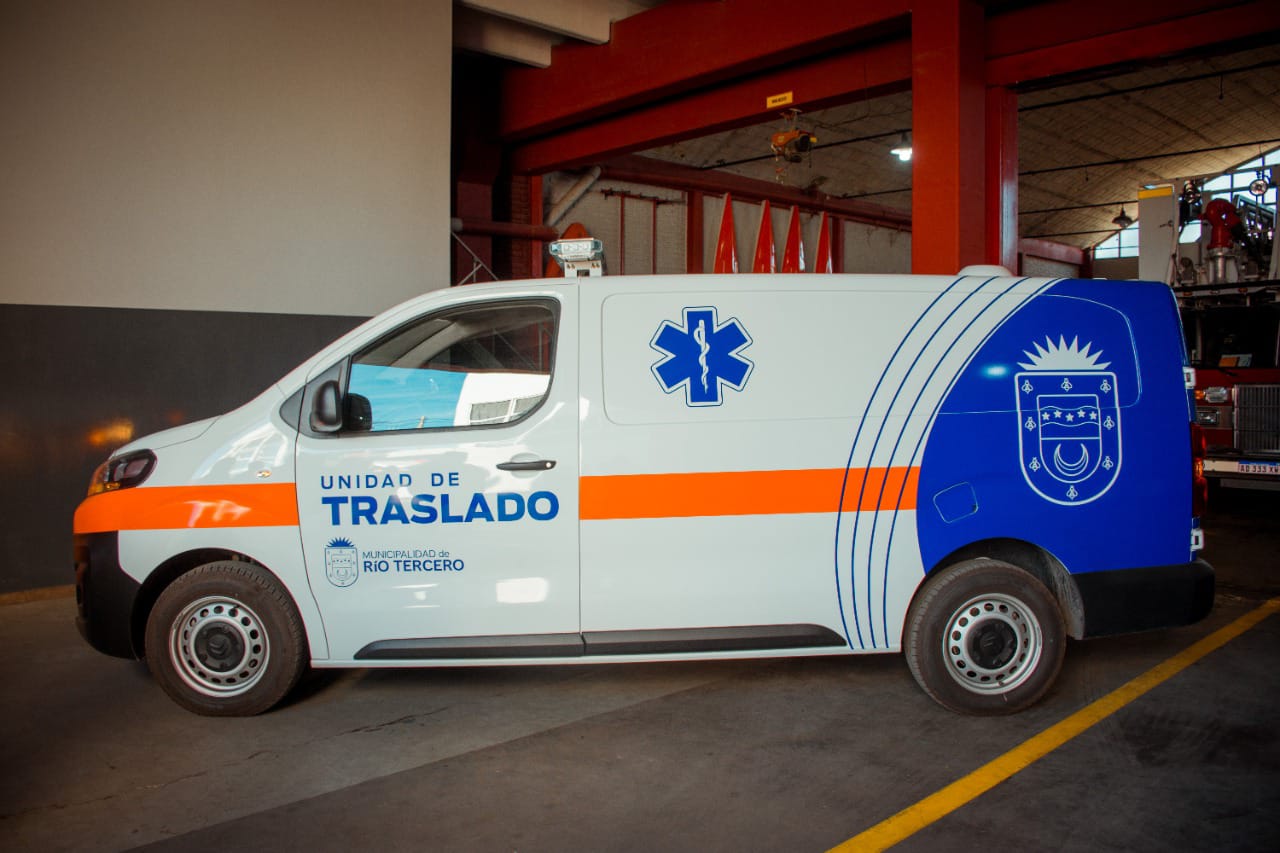 BOMBEROS TRASLADARON A UN ALBAÑIL CON UNA PRESUNTA FRACTURA